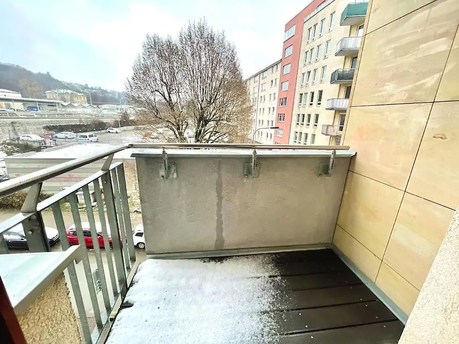 Entire Apartment, Near Clarion, O2 Arena, Metro 3 Min, Easter Market In City Center 15 Min Prague Apartment